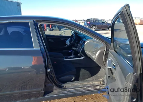 2014 Nissan Altima 2.5 Sv z USA, uszkodzony, nr VIN 1N4AL3AP1EN238612